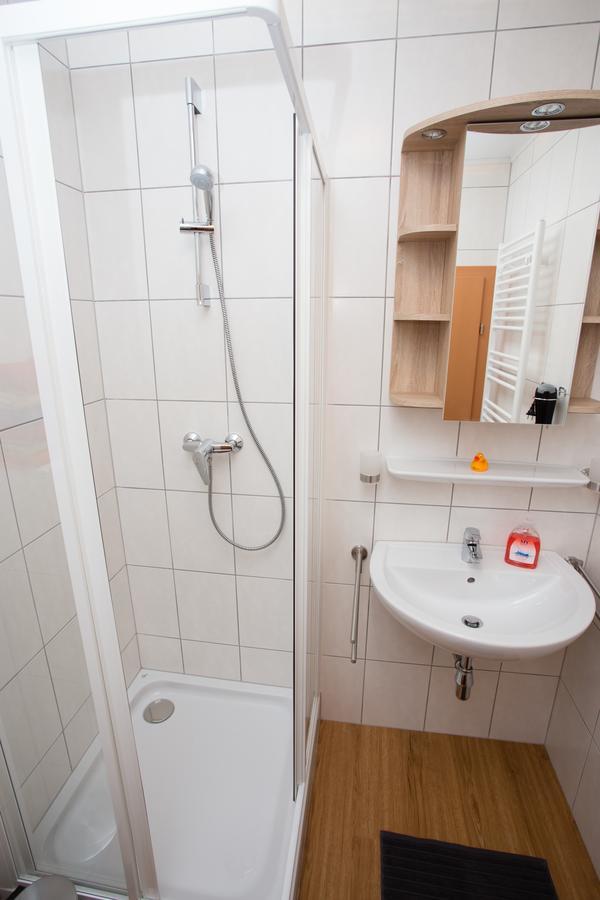 Samonigghof Apartamento Latschach ober dem Faakersee Exterior foto